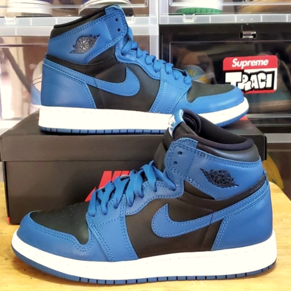 Nike Air Jordan 1